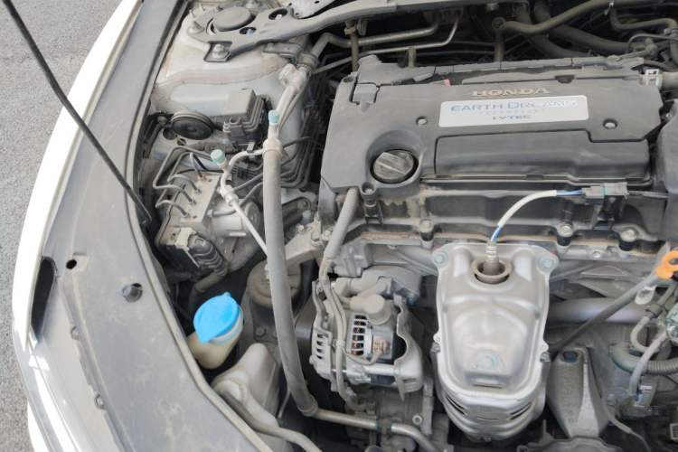 Used Honda Spirior 2017 2.4L Luxury Edition Engine Bay Right