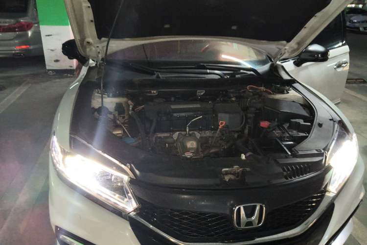 Used Honda Spirior 2017 2.4L Luxury Edition Engine Bay Right