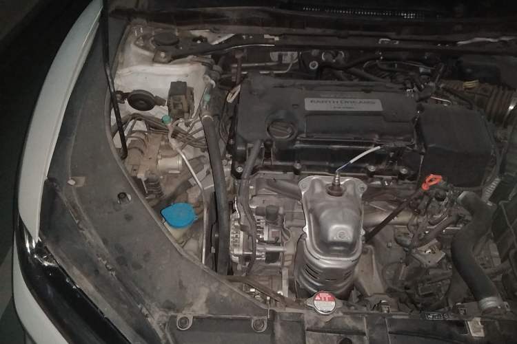 Used Honda Spirior 2017 2.4L Luxury Edition Engine Bay Right