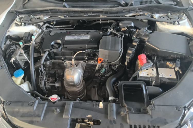 Used Honda Spirior 2017 2.4L Luxury Edition Engine Bay