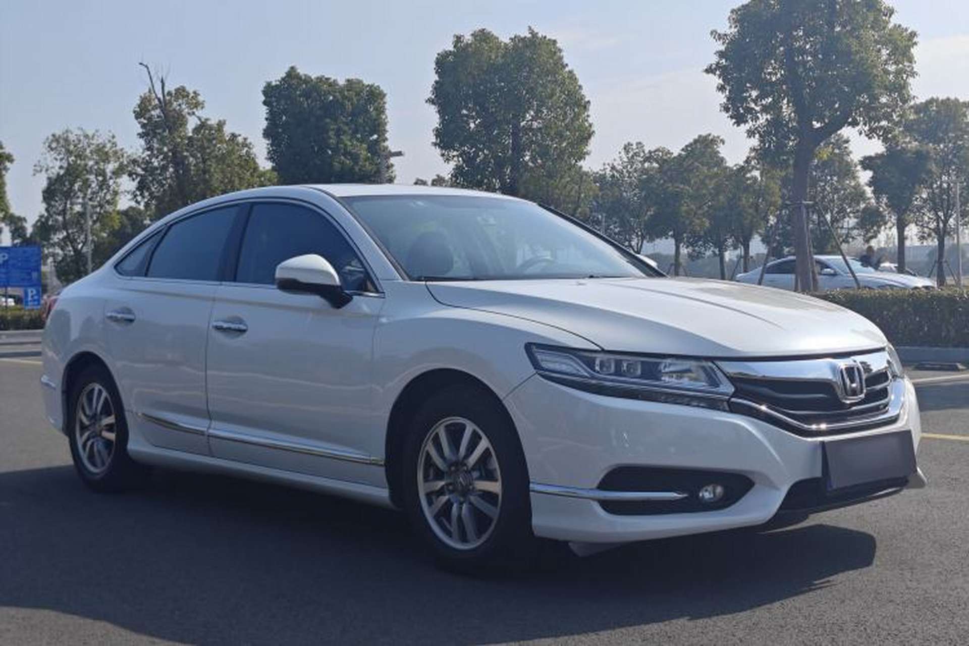 Used Honda Spirior 2017 2.0L Classic Edition Exterior 10