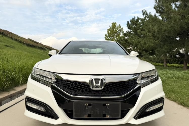 Used Honda Spirior 2017 2.4L Luxury Edition Exterior 2