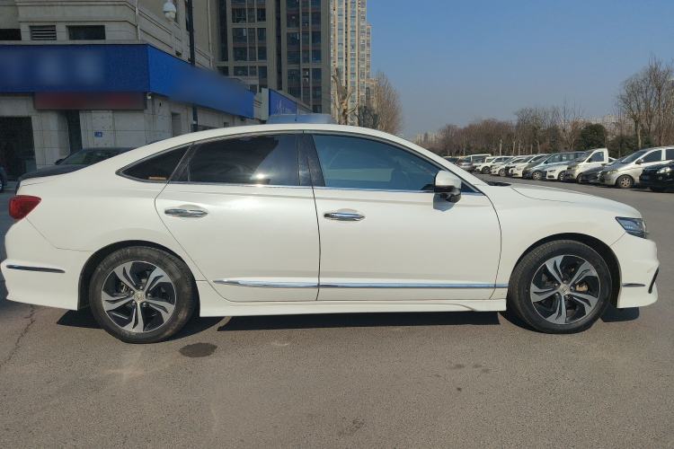 Used Honda Spirior 2017 2.4L Luxury Edition Exterior 2