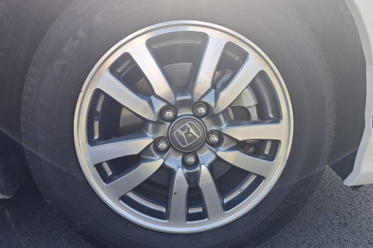 Used Honda Spirior 2017 2.0L Classic Edition Exterior 3