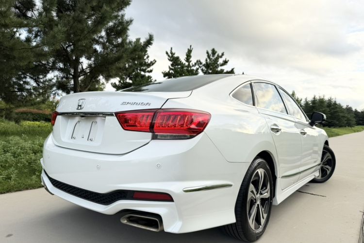 Used Honda Spirior 2017 2.4L Luxury Edition Exterior 4