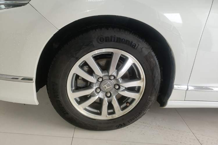 Used Honda Spirior 2017 2.0L Classic Edition Exterior 4
