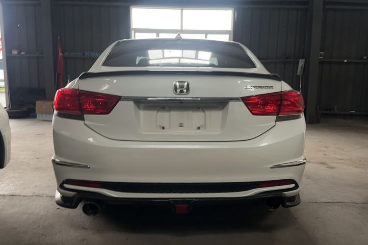 Used Honda Spirior 2017 2.0L Classic Edition Exterior 4