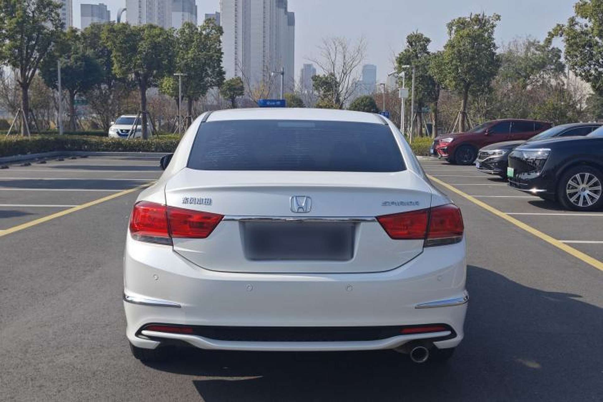 Used Honda Spirior 2017 2.0L Classic Edition Exterior 5