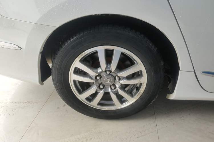Used Honda Spirior 2017 2.0L Classic Edition Exterior 5