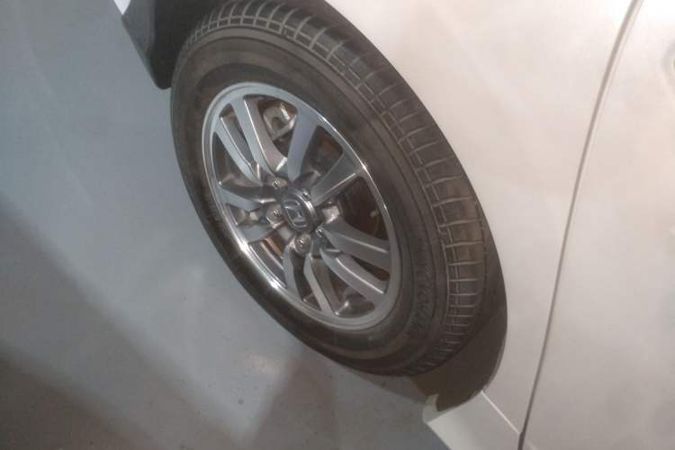 Used Honda Spirior 2017 2.0L Classic Edition Exterior 8