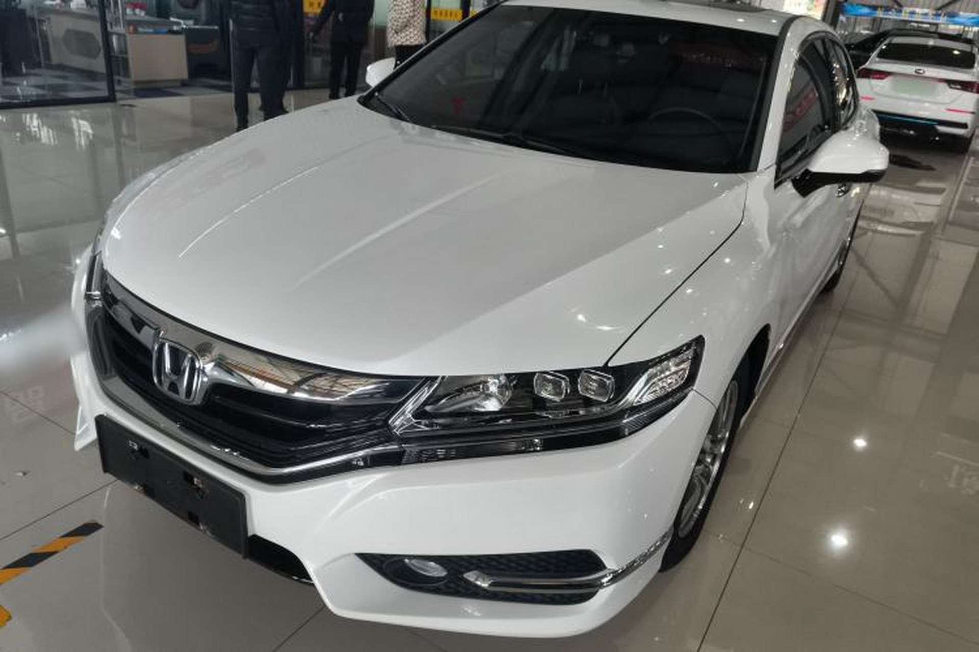 Used Honda Spirior 2017 2.0L Comfort Edition Front Left 45 Deg