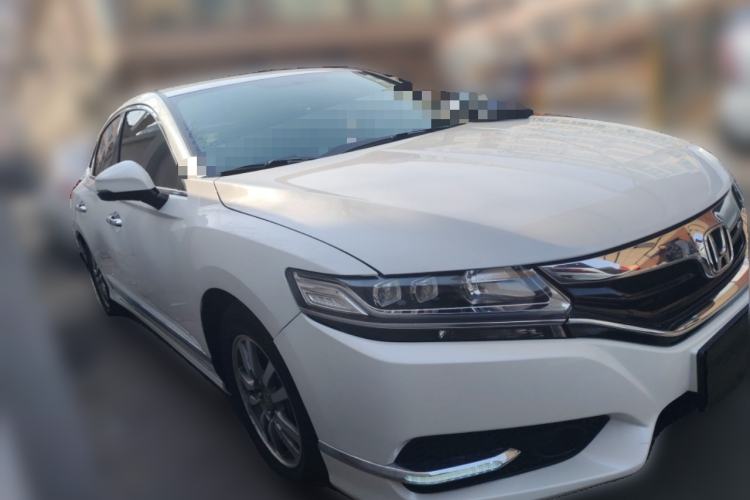 Used Honda Spirior 2017 2.0L Classic Edition Front Right 45 Deg
