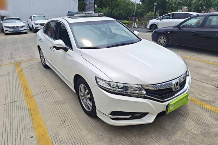 Used Honda Spirior 2017 2.0L Comfort Edition Front Right 45 Deg