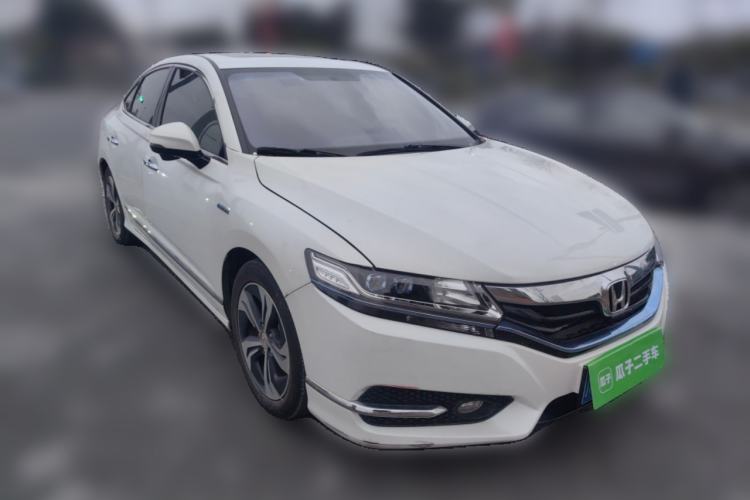 Used Honda Spirior 2017 Hybrid 2.0L Pure Drive Edition Front Right 45 Deg