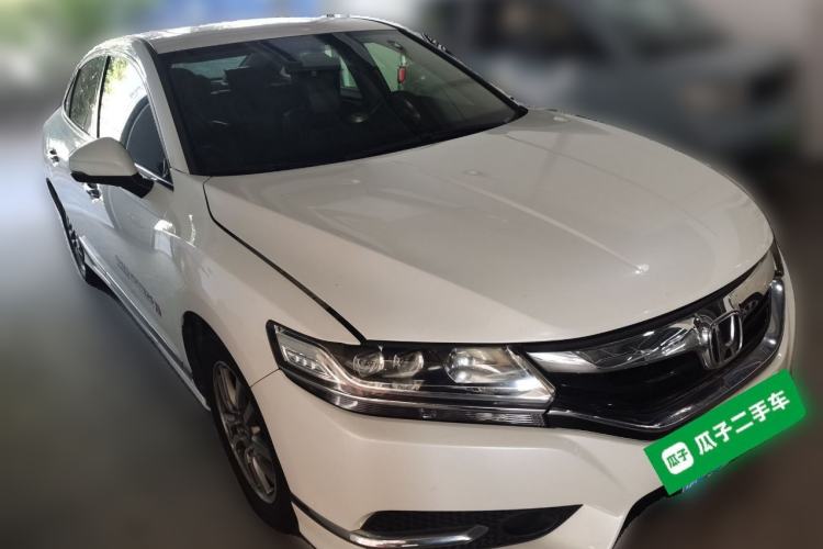 Used Honda Spirior 2017 2.0L Classic Edition Front Right 45 Deg