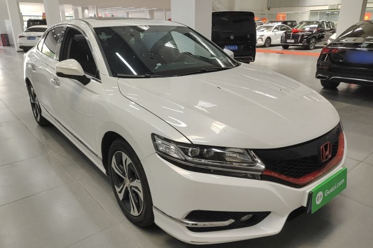 Used Honda Spirior 2017 2.0L Classic Edition Front Right 45 Deg