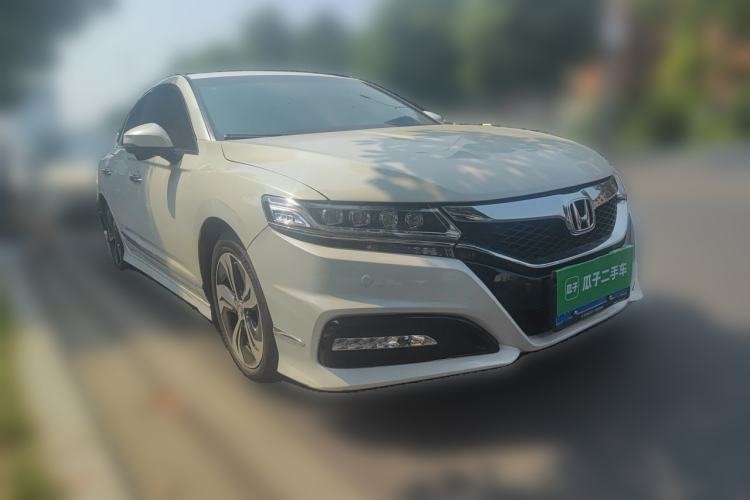 Used Honda Spirior 2017 2.4L Luxury Edition Front Right 45 Deg