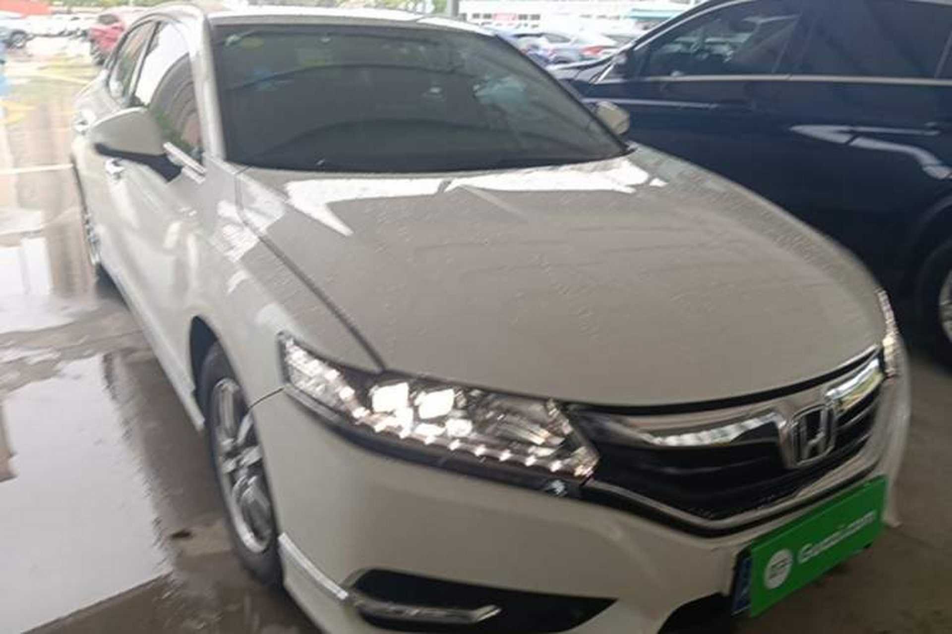 Used Honda Spirior 2017 2.0L Classic Edition Front Right 45 Deg