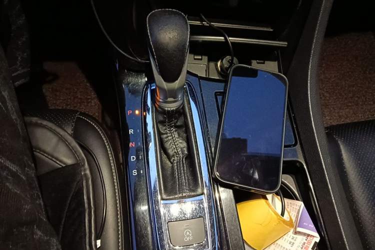 Used Honda Spirior 2017 2.0L Classic Edition Gear Lever