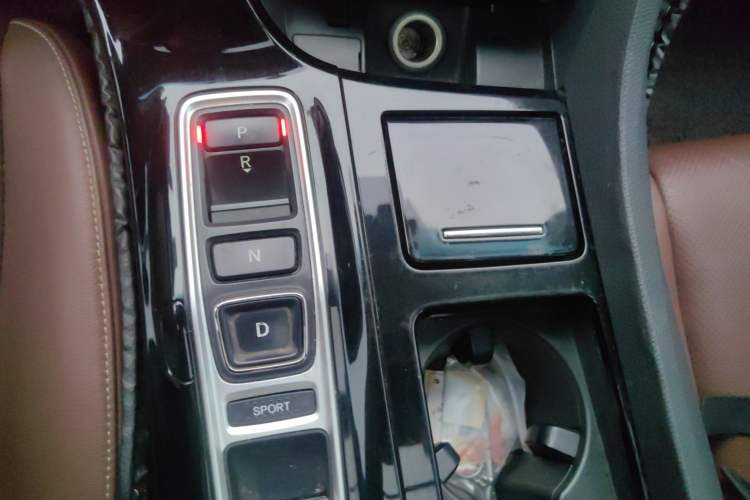 Used Honda Spirior 2017 Hybrid 2.0L Pure Drive Edition Gear Lever
