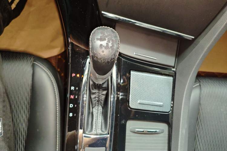 Used Honda Spirior 2017 2.0L Classic Edition Gear Lever