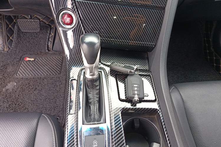 Used Honda Spirior 2017 2.4L Luxury Edition Gear Lever