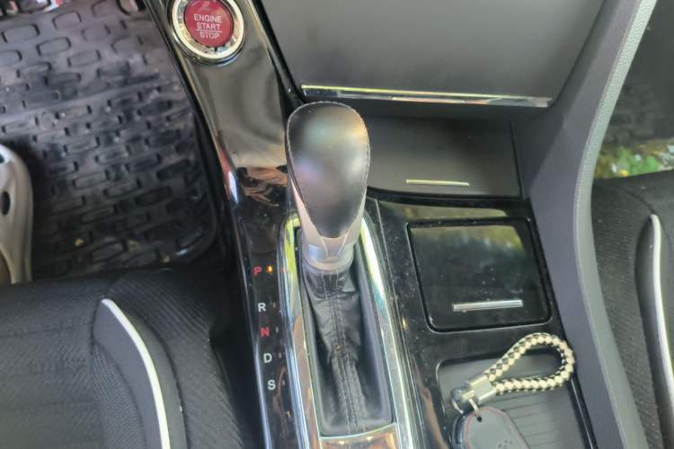 Used Honda Spirior 2017 2.4L Luxury Edition Gear Lever