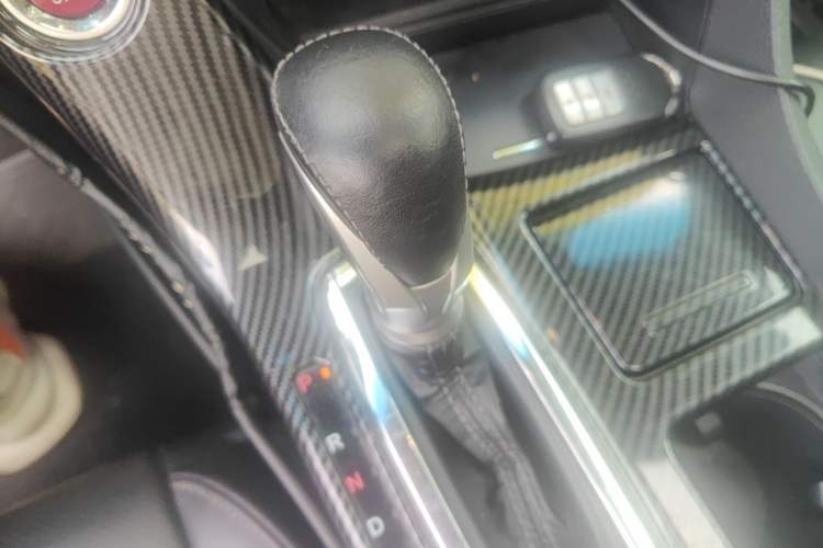 Used Honda Spirior 2017 2.4L Luxury Edition Gear Lever