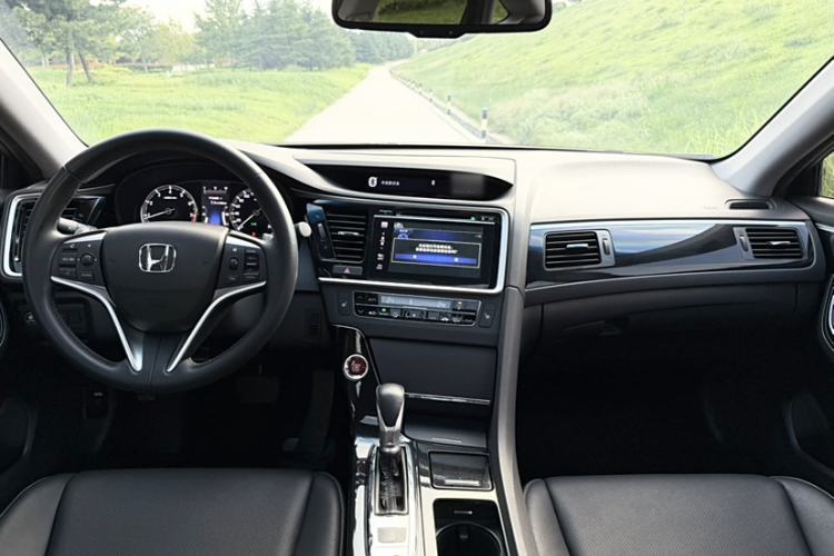 Used Honda Spirior 2017 2.4L Luxury Edition Interior 1