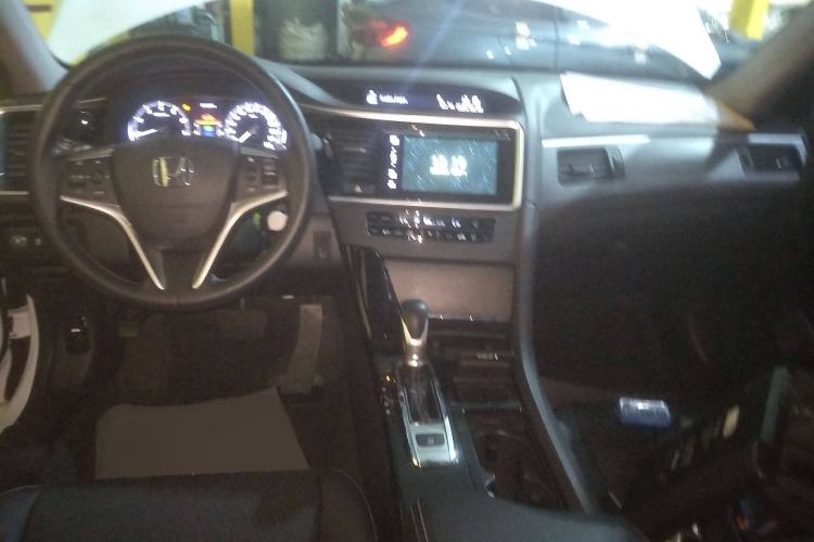 Used Honda Spirior 2017 2.0L Classic Edition Interior 2