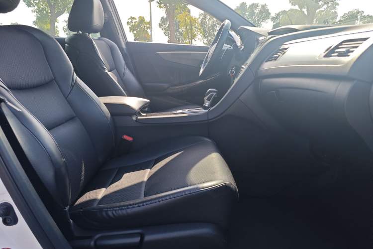 Used Honda Spirior 2017 2.0L Classic Edition Interior 2