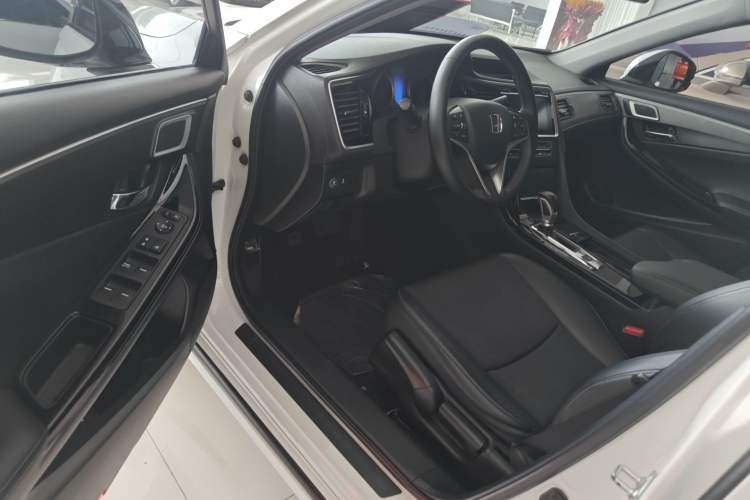 Used Honda Spirior 2017 2.0L Classic Edition Interior 2