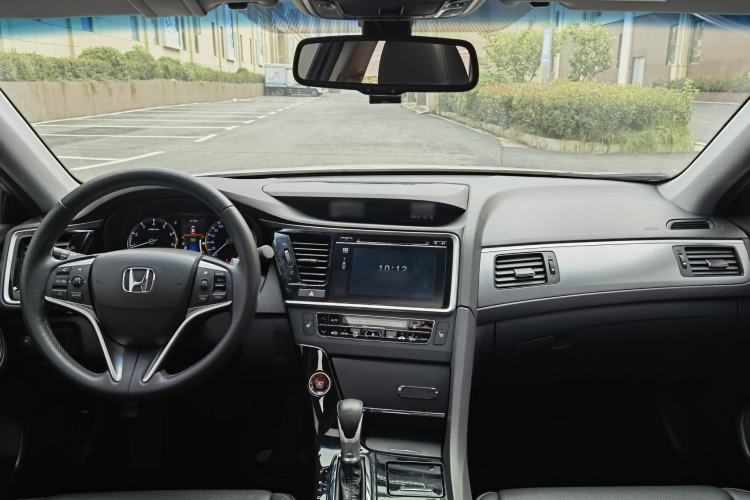 Used Honda Spirior 2017 2.0L Comfort Edition Interior 3