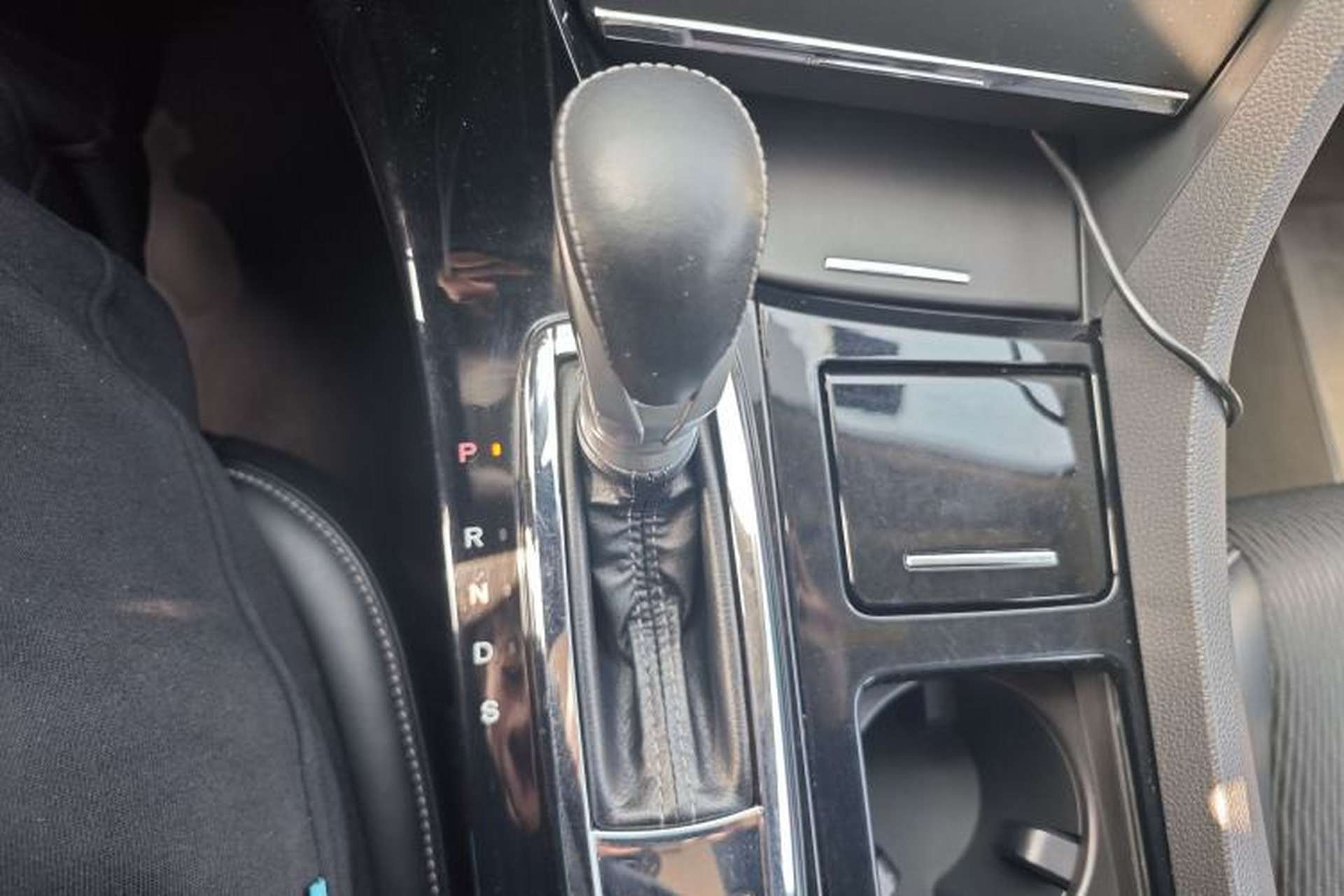Used Honda Spirior 2017 2.0L Classic Edition Interior 8