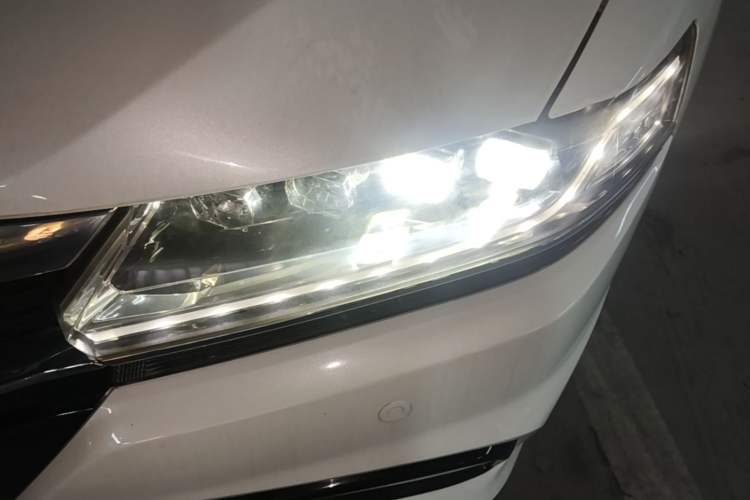 Used Honda Spirior 2017 2.4L Luxury Edition Left Front Headlight