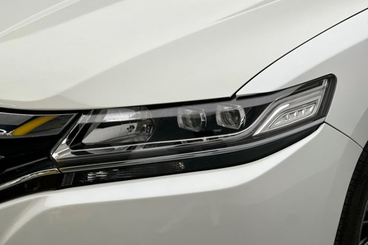 Used Honda Spirior 2017 2.0L Comfort Edition Left Front Headlight