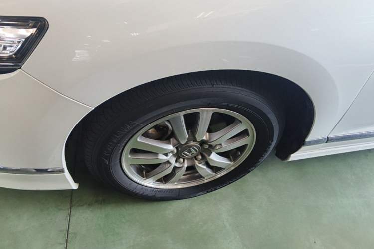 Used Honda Spirior 2017 2.0L Comfort Edition Left Front Wheel Hub
