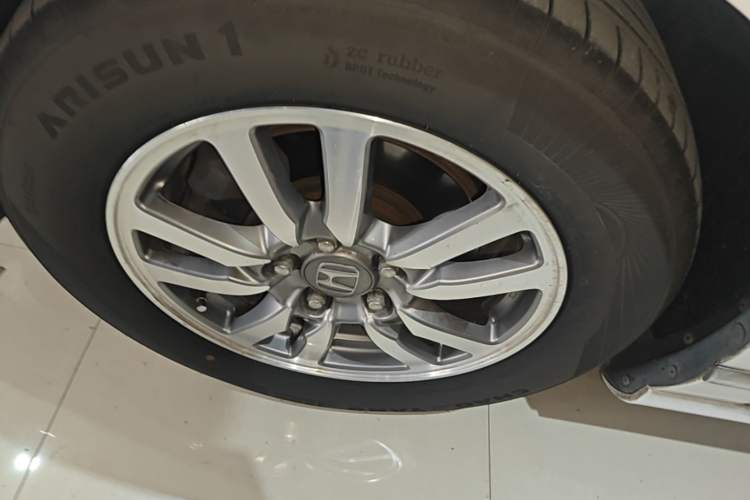 Used Honda Spirior 2017 2.0L Comfort Edition Left Front Wheel Hub