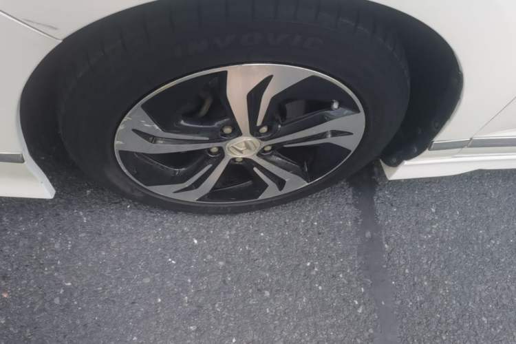 Used Honda Spirior 2017 2.4L Luxury Edition Left Front Wheel Hub