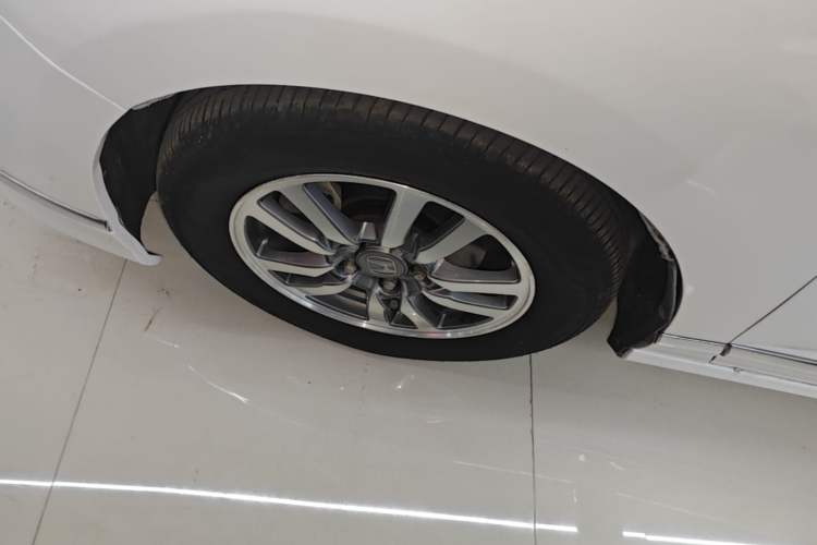 Used Honda Spirior 2017 2.0L Comfort Edition Left Front Wheel Hub