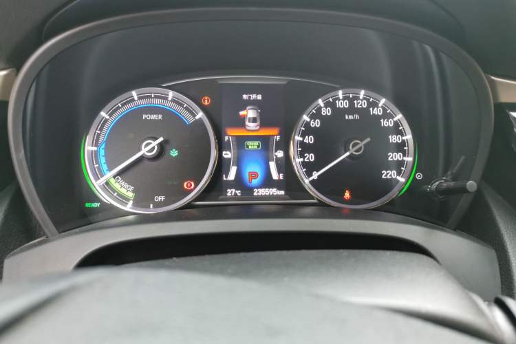 Used Honda Spirior 2017 Hybrid 2.0L Pure Drive Edition Odometer Close Up
