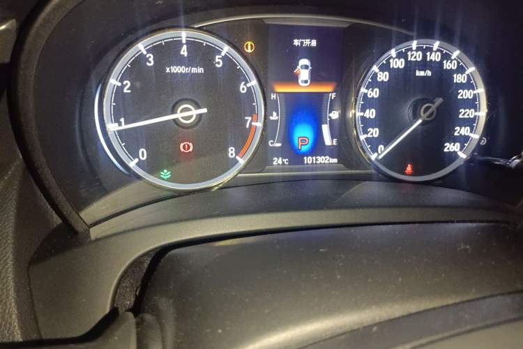 Used Honda Spirior 2017 2.4L Luxury Edition Odometer Close Up