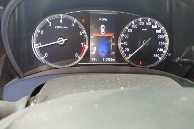 Used Honda Spirior 2017 2.0L Classic Edition Odometer Close Up