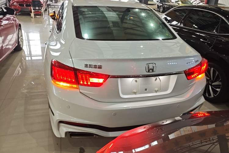 Used Honda Spirior 2017 2.4L Luxury Edition Rear