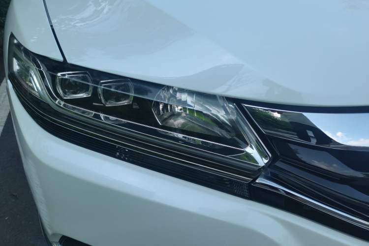 Used Honda Spirior 2017 2.0L Classic Edition Right Front Headlight