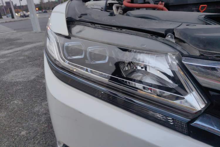 Used Honda Spirior 2017 Hybrid 2.0L Pure Drive Edition Right Front Headlight