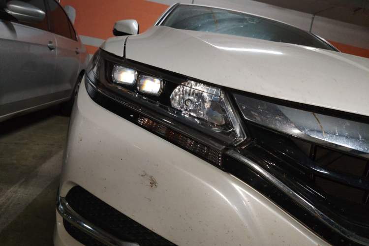 Used Honda Spirior 2017 2.0L Classic Edition Right Front Headlight