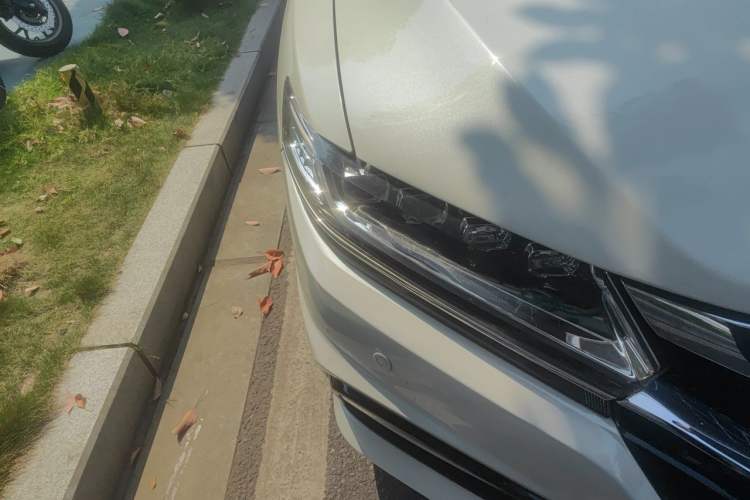 Used Honda Spirior 2017 2.4L Luxury Edition Right Front Headlight