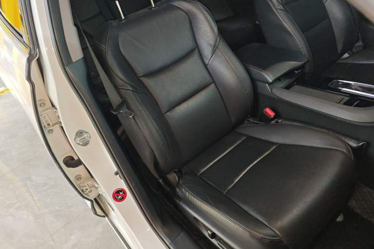 Used Honda Spirior 2017 2.0L Comfort Edition Right Front Seat