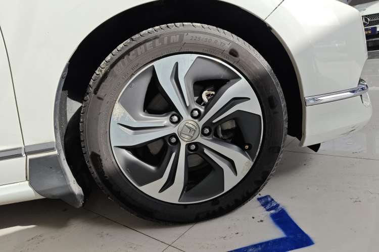 Used Honda Spirior 2017 Hybrid 2.0L Pure Drive Edition Right Front Wheel Hub